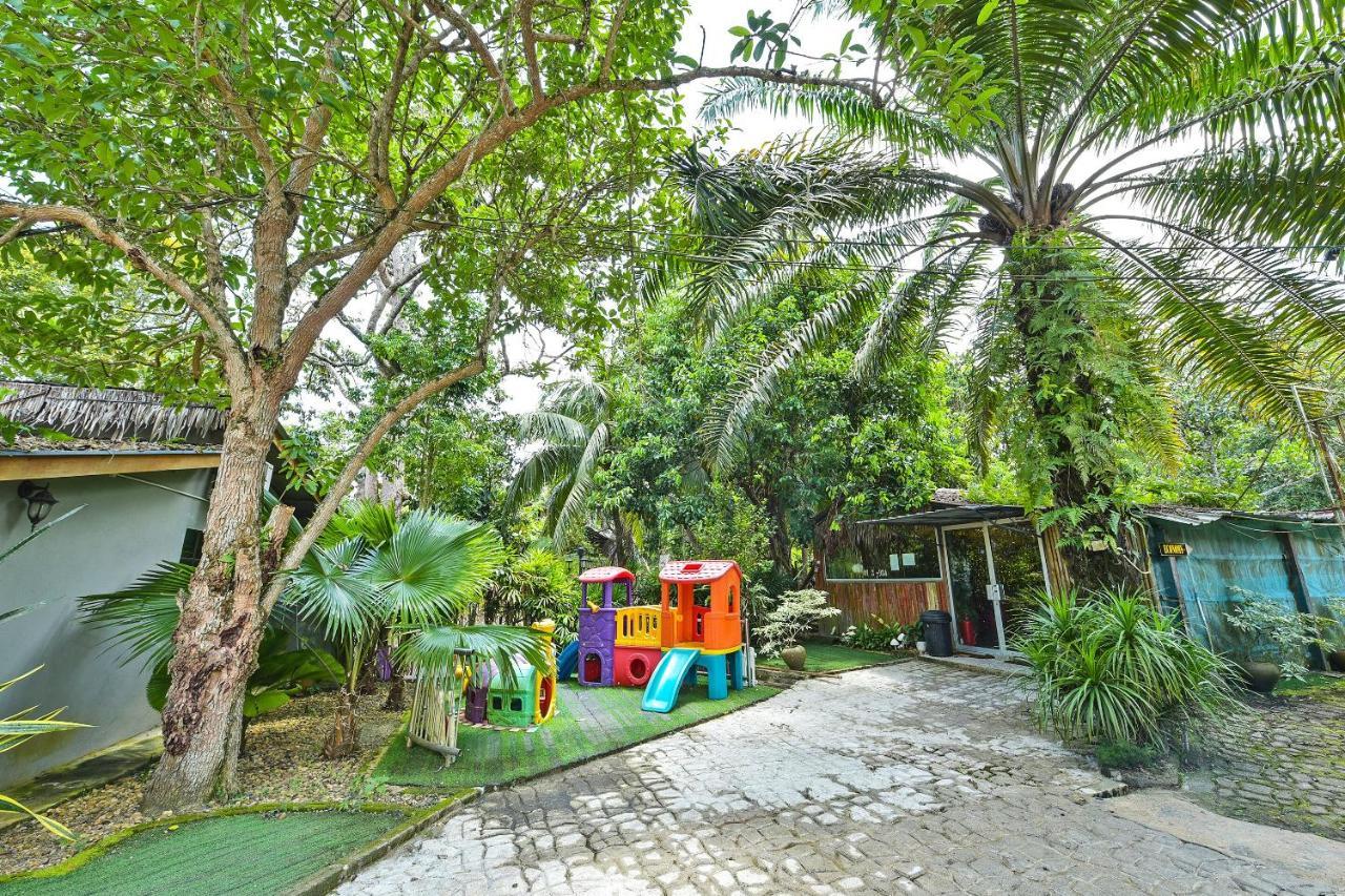 Oyo 90636 Teratak Zakiah Chalet Hotel Jerantut Buitenkant foto